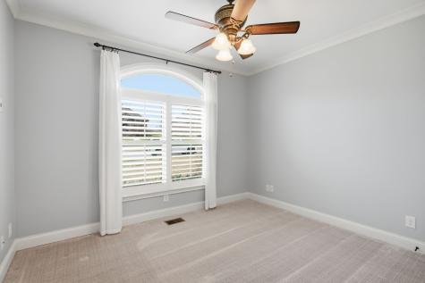 112 Grayson Lane White House TN 37188