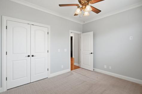 112 Grayson Lane White House TN 37188