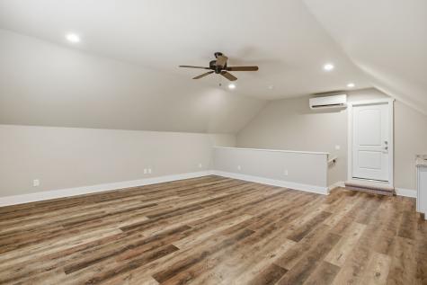 112 Grayson Lane White House TN 37188