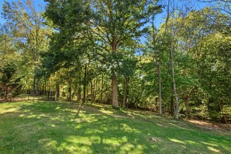 112 Grayson Lane White House TN 37188