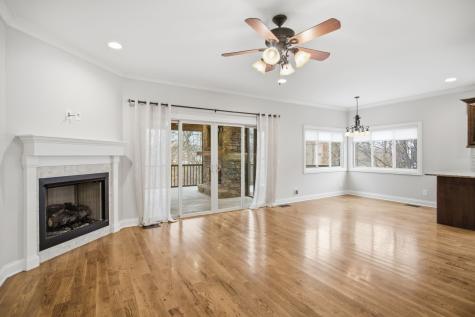112 Grayson Lane White House TN 37188