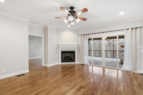 112 Grayson Lane White House TN 37188