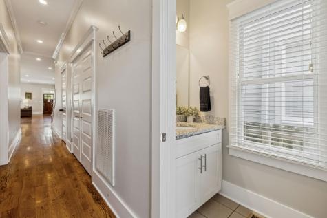 1413B Meridian Street Nashville TN 37207