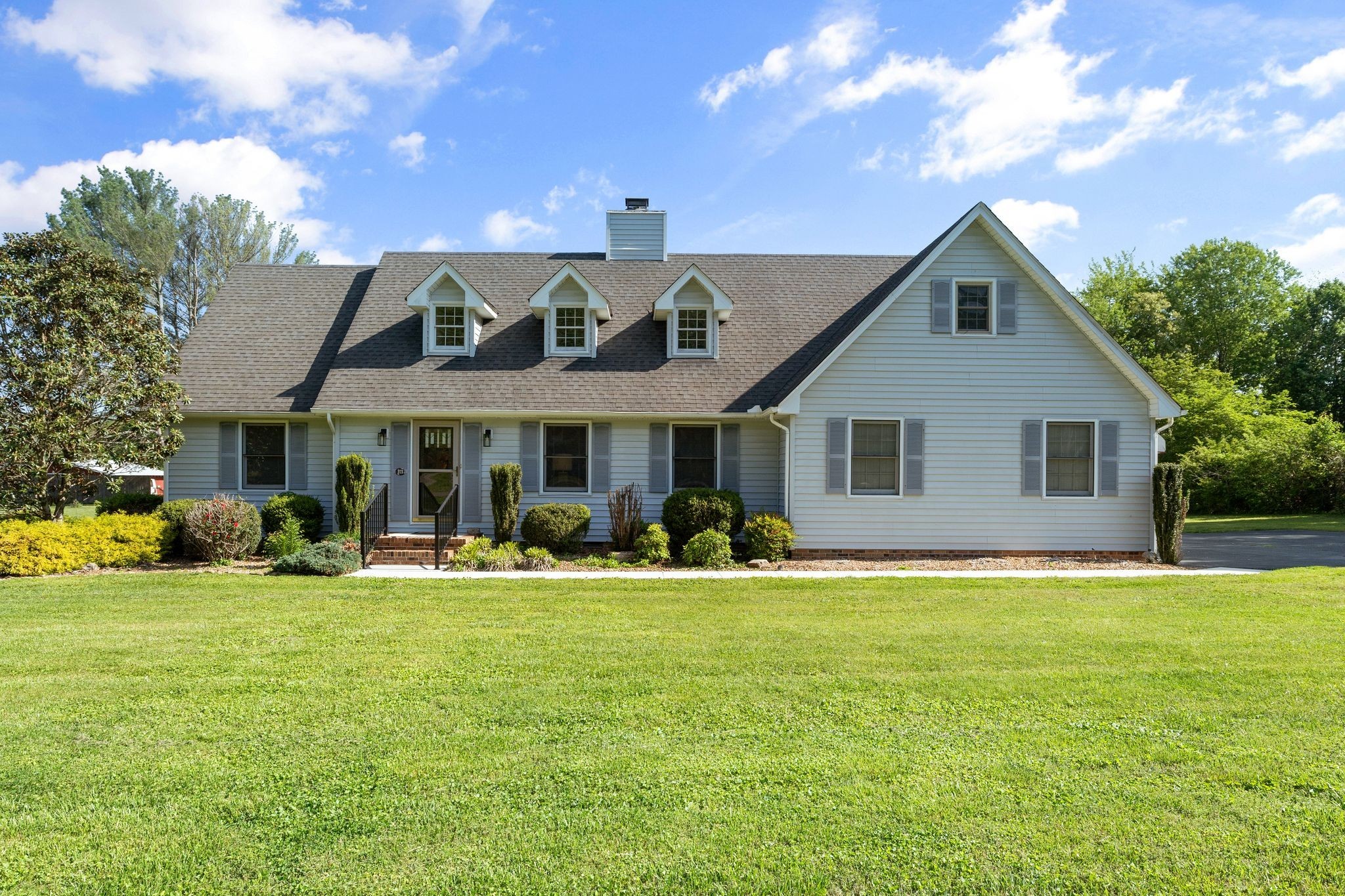 121 Twin Marys Drive Tullahoma TN 37388