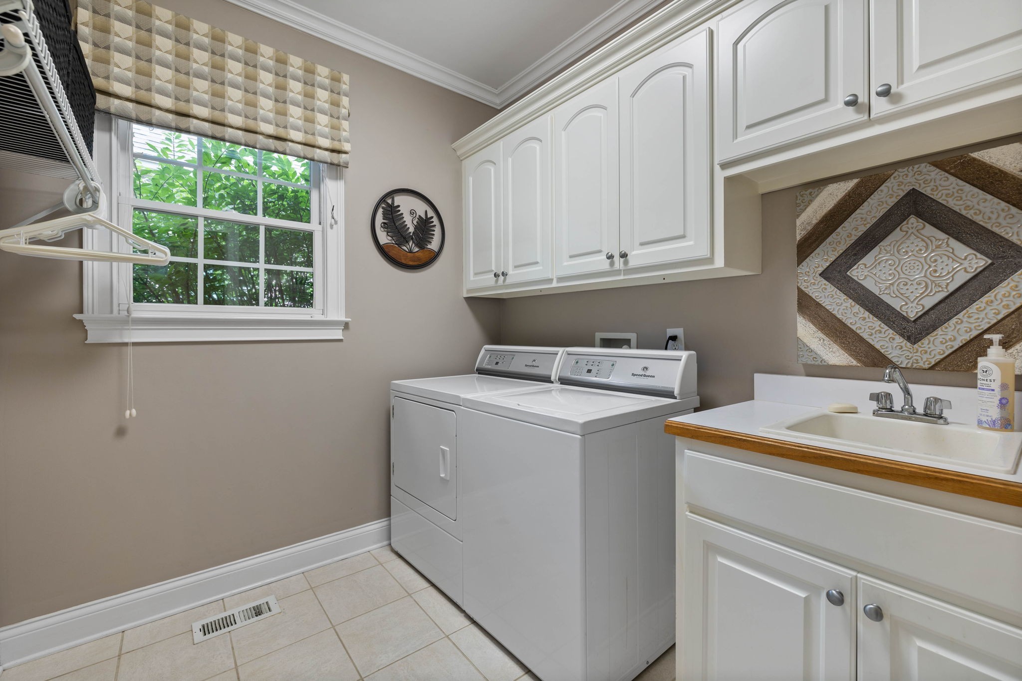 102 Liberty Cove Hendersonville TN 37075
