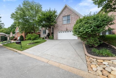 102 Liberty Cove Hendersonville TN 37075