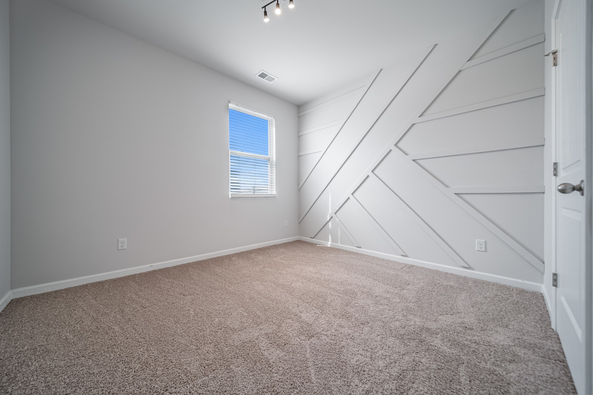 7103 Sunny Parks Drive White House TN 37188