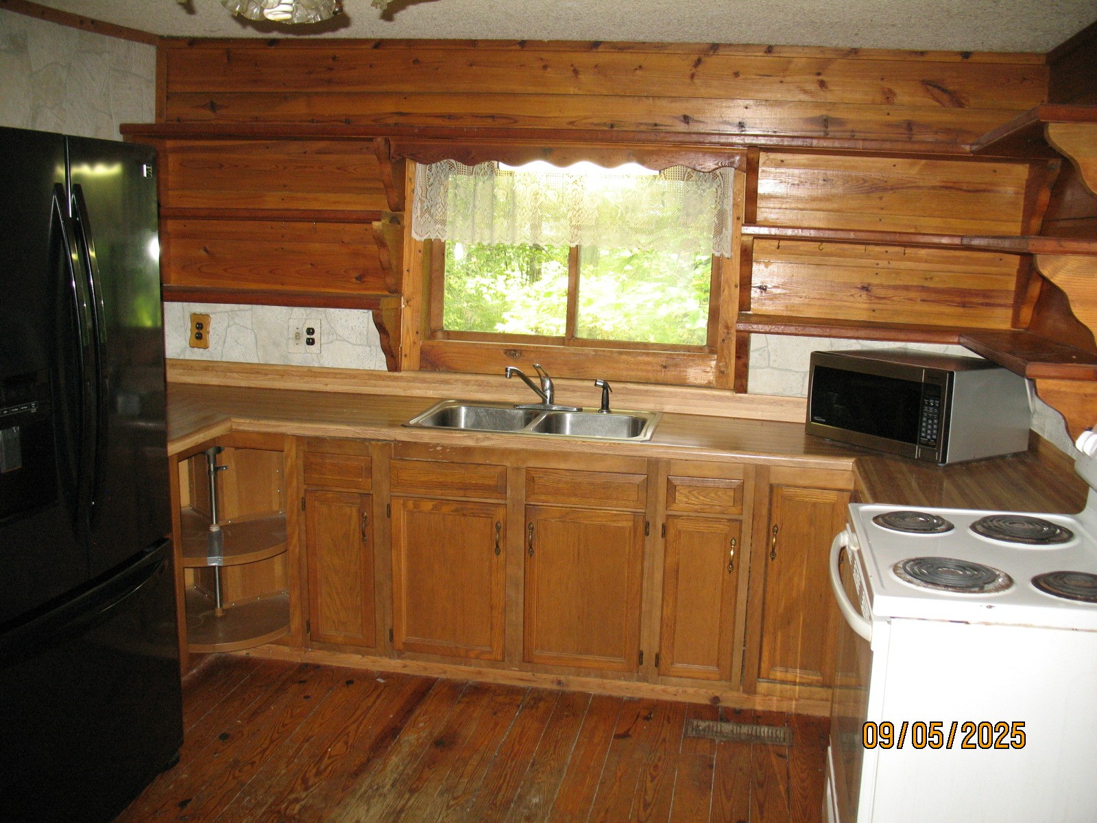 1555 Brown Creek Drive Crossville TN 38571