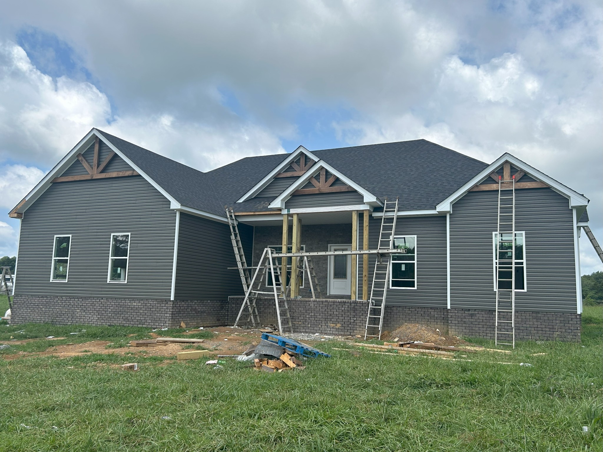 257 Creekside Lane Lafayette TN 37083