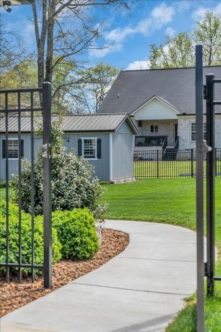 188 Bluegrass Road Manchester TN 37355