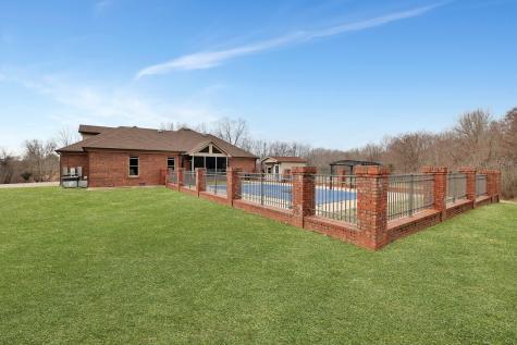 647 Mobley Road Clarksville TN 37043