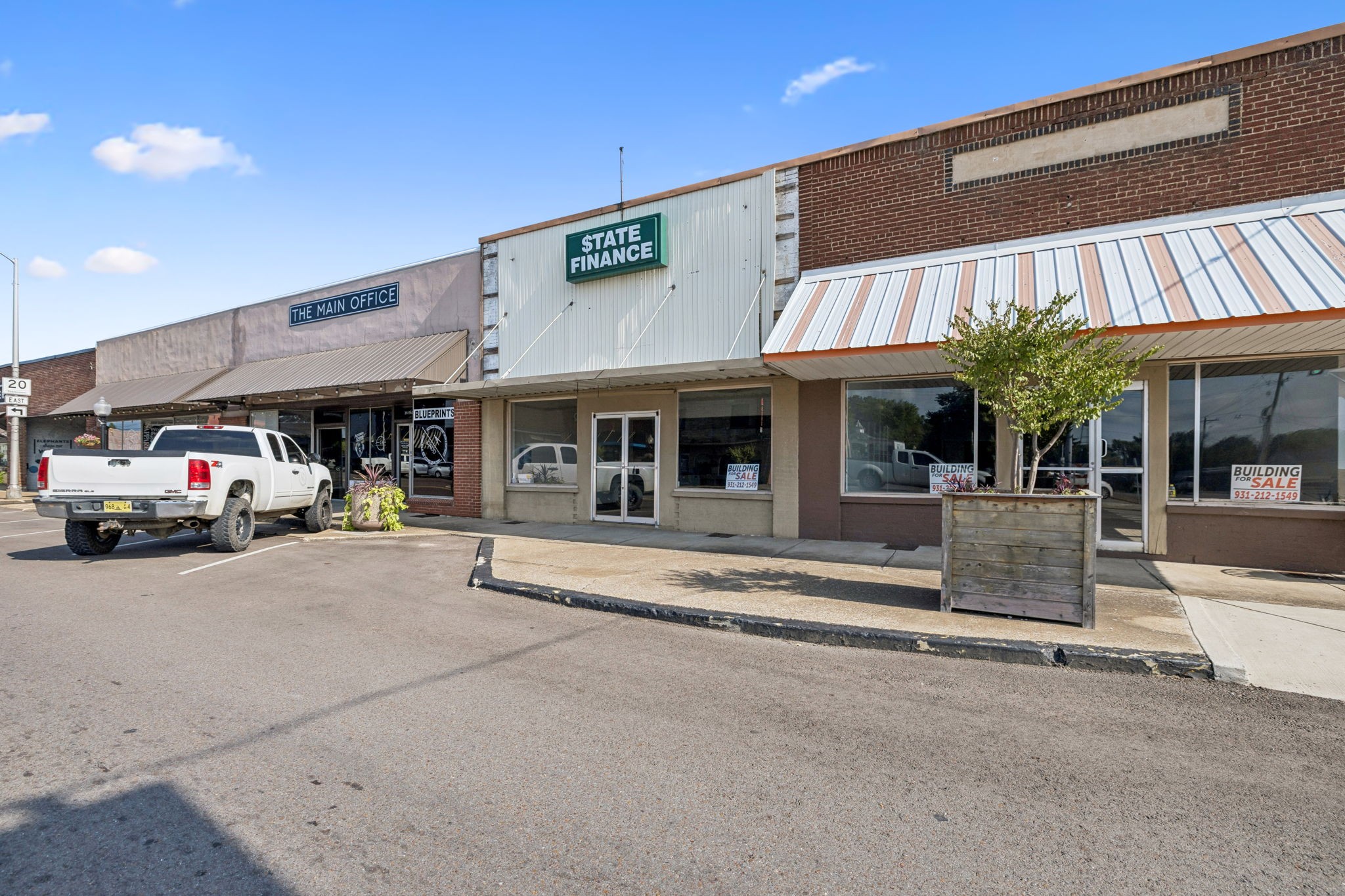 39 E Main Street Hohenwald TN 38462