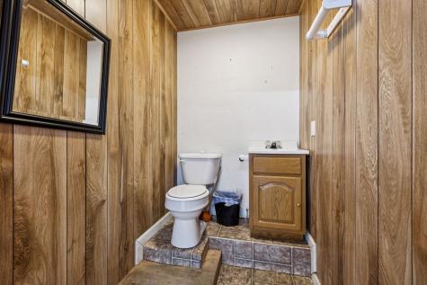 39 E Main Street Hohenwald TN 38462