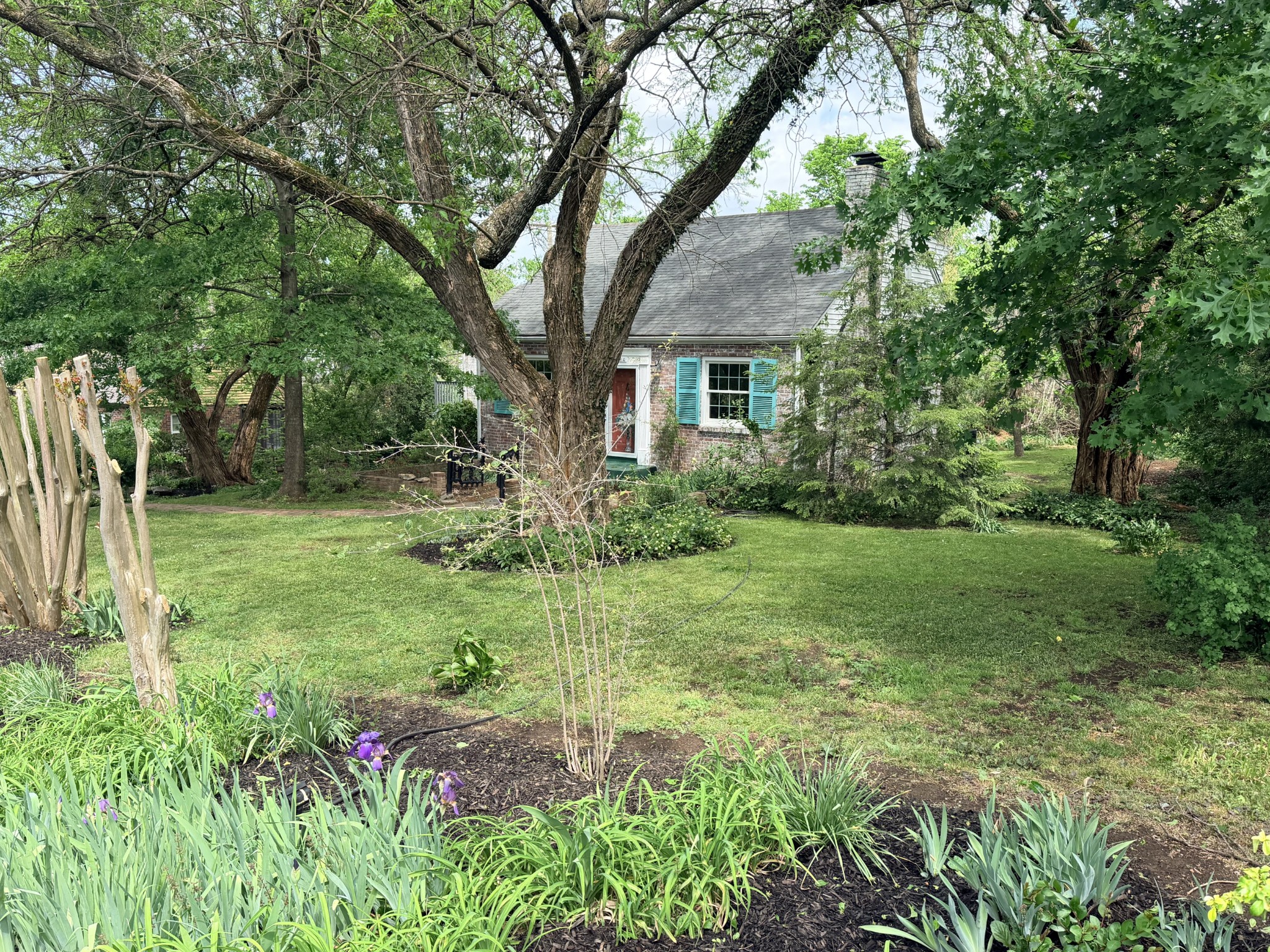 1914 Wildwood Avenue Nashville TN 37212