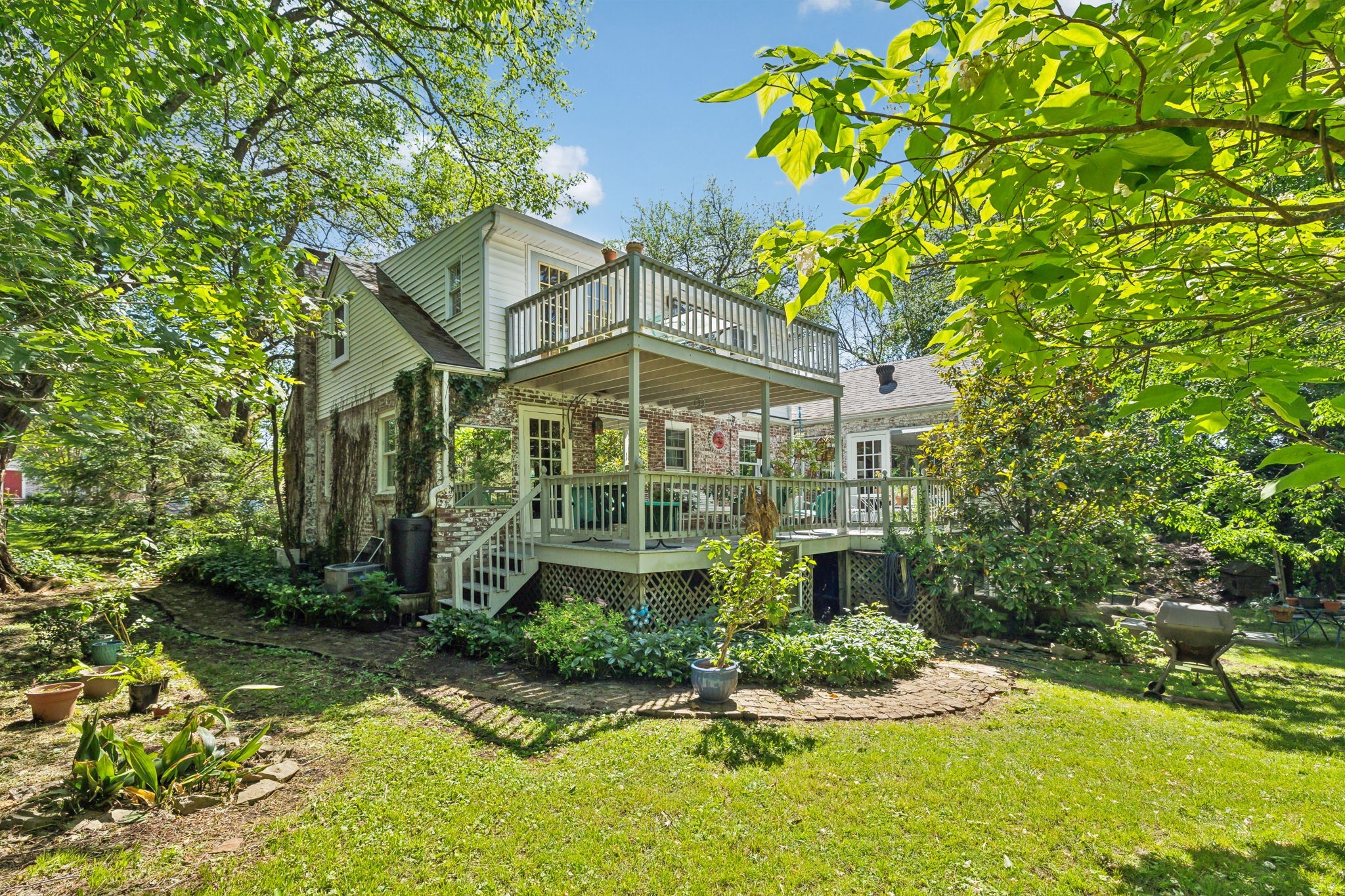 1914 Wildwood Avenue Nashville TN 37212