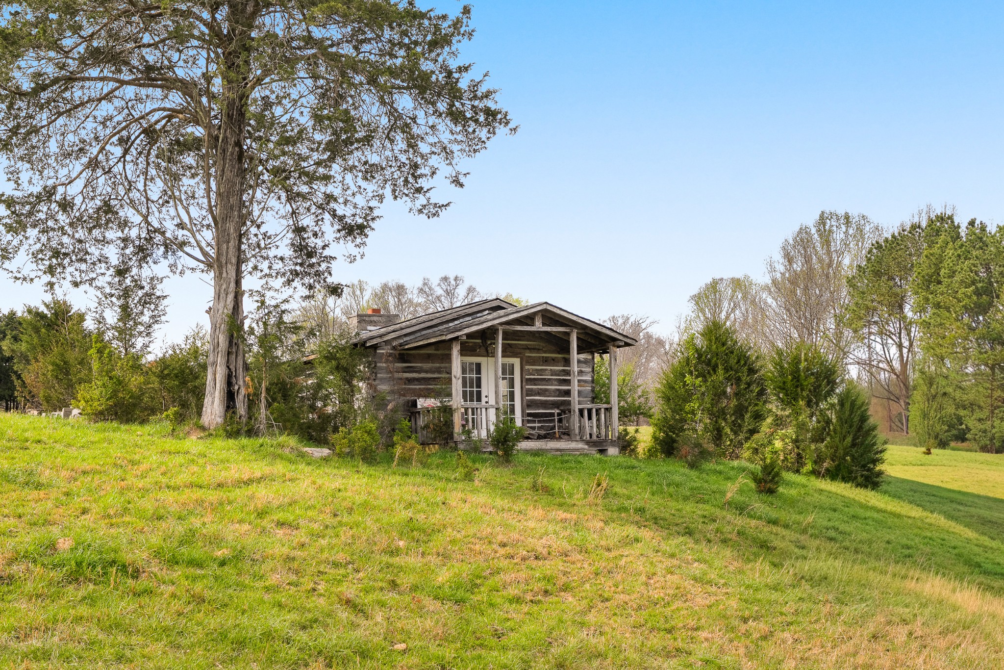 99 Posey Circle Saint Joseph TN 38481
