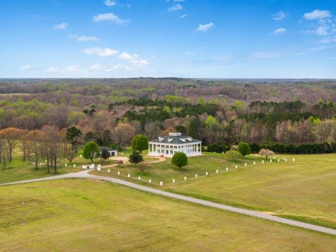 99 Posey Circle Saint Joseph TN 38481