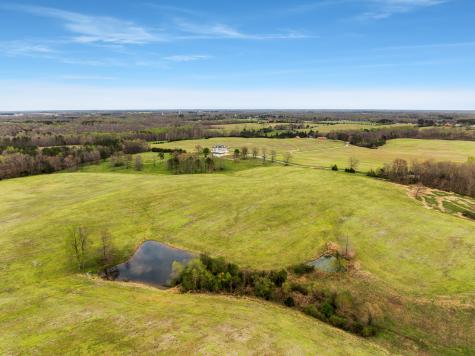 99 Posey Circle Saint Joseph TN 38481