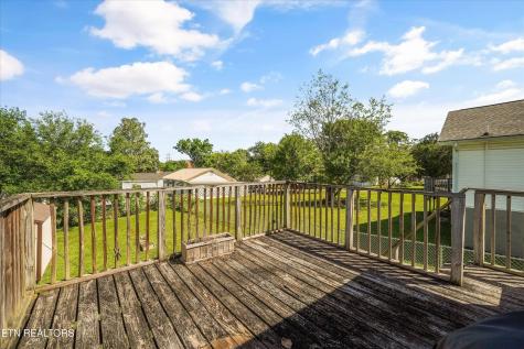 1735 Nickerson Avenue Knoxville TN 37917
