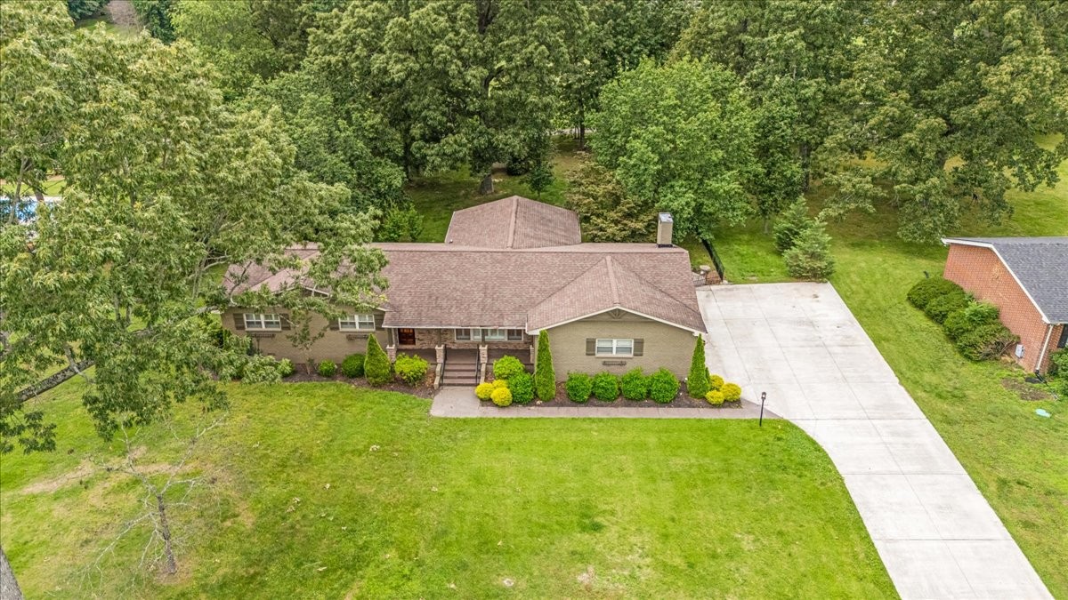 1809 Country Club Drive Tullahoma TN 37388