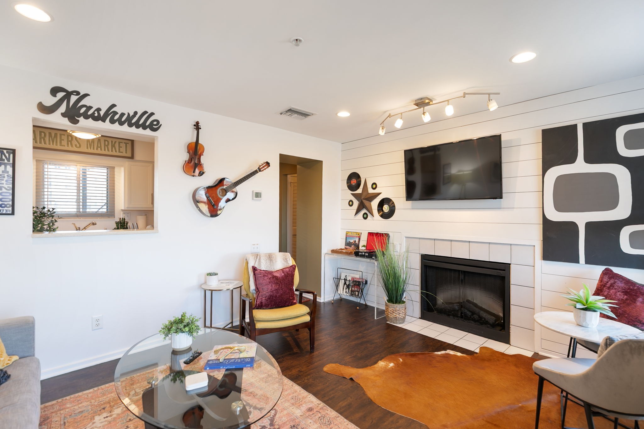 762 1st Ave, N Nashville TN 37201