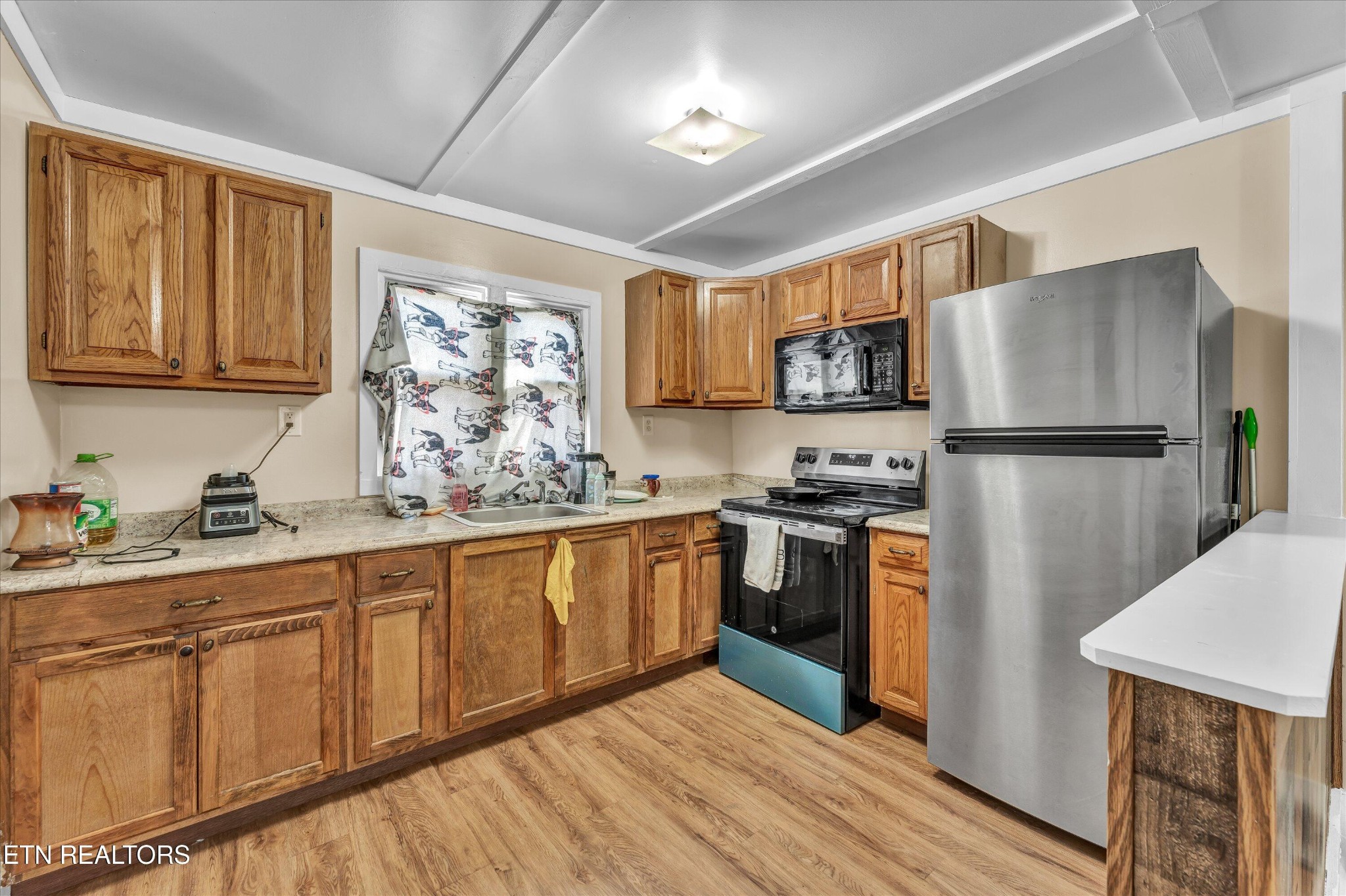 558560 W Outer Drive Oak Ridge TN 37830