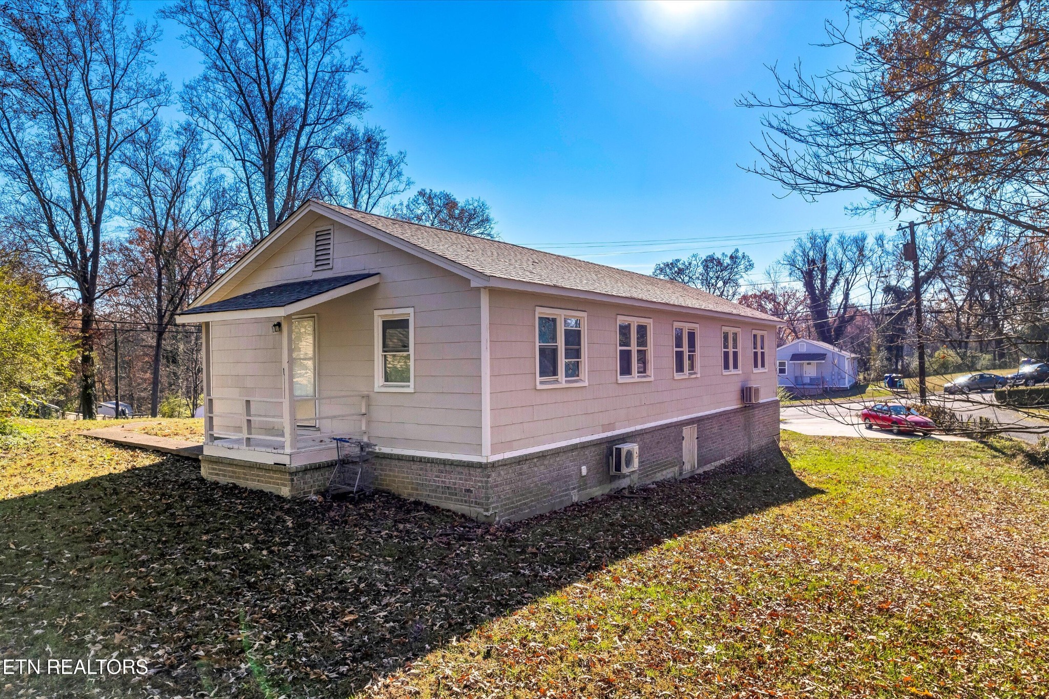 558560 W Outer Drive Oak Ridge TN 37830