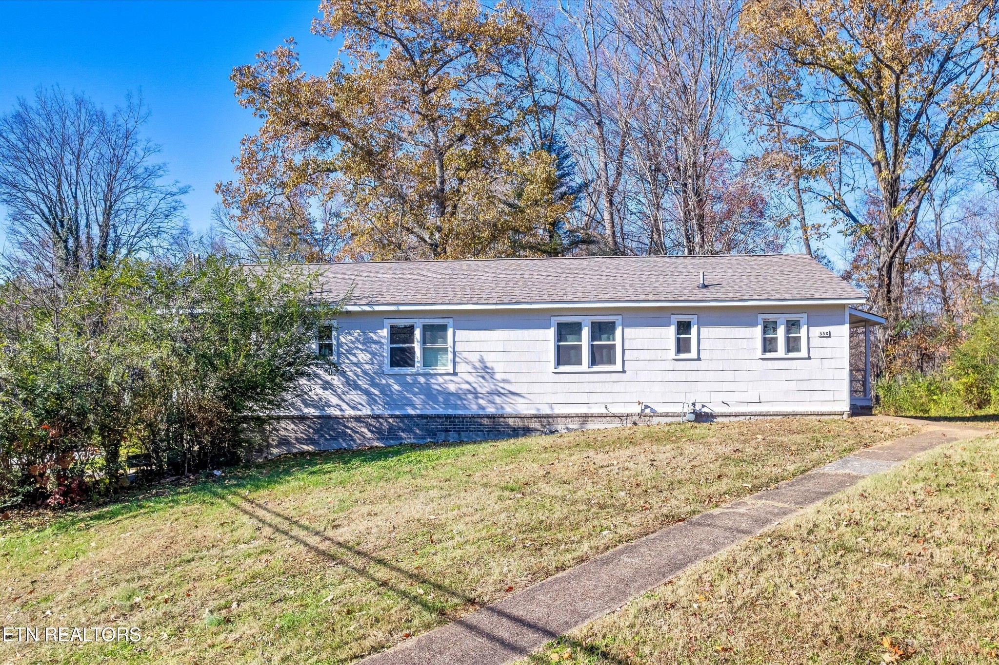 558560 W Outer Drive Oak Ridge TN 37830