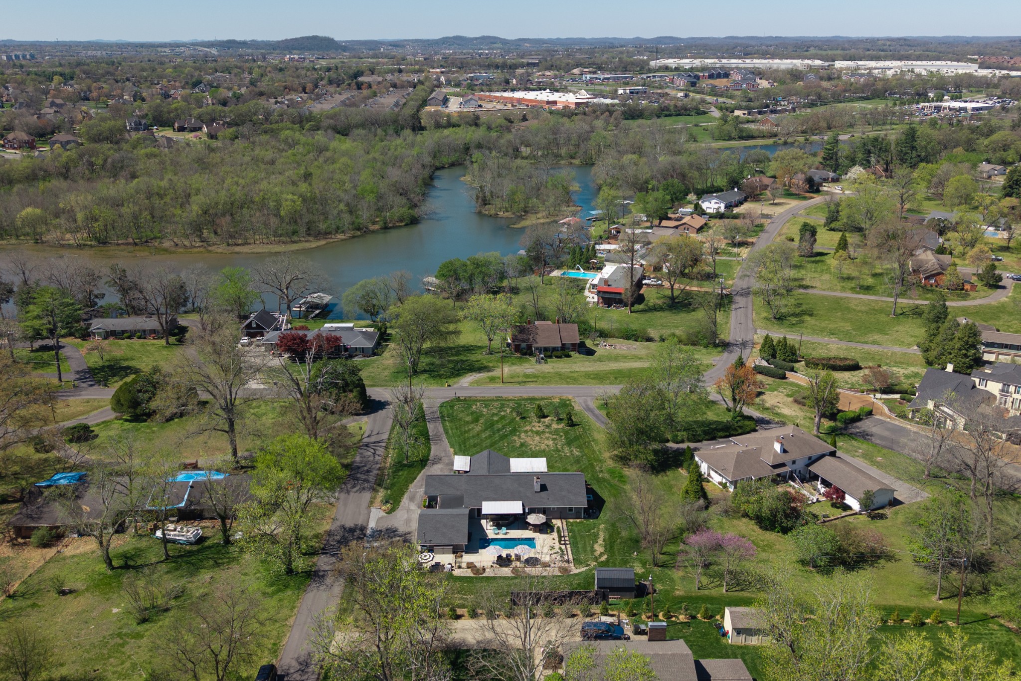 1011 Lakeshore Drive Gallatin TN 37066