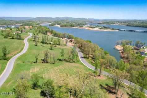 2093 Edgewater Sound Morristown TN 37814