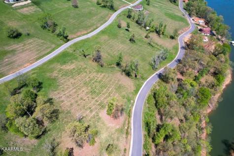 2093 Edgewater Sound Morristown TN 37814