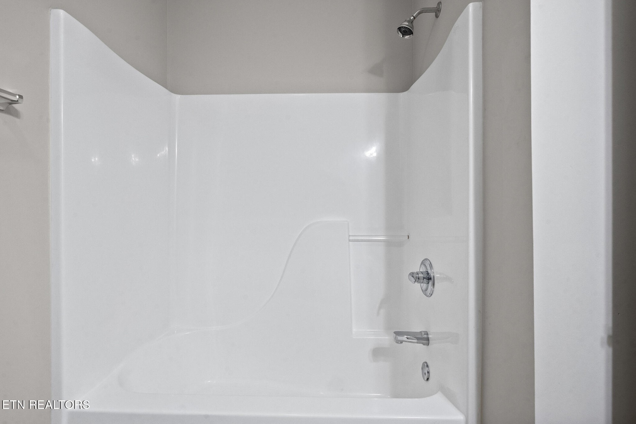 4651 Oak Meadow Way Knoxville TN 37918