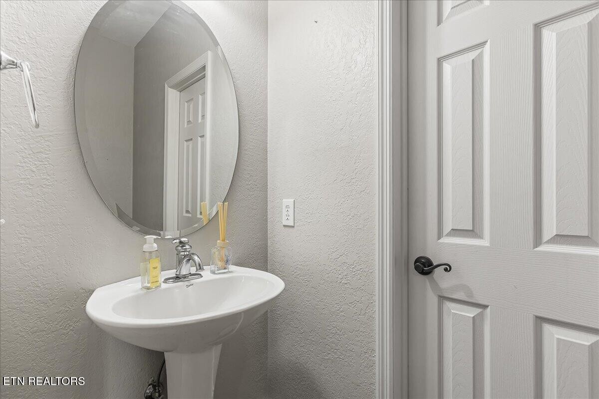 410 Ashbury Circle Sweetwater TN 37874