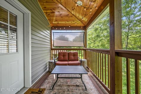 2046 Slippery Rock Circle Sevierville TN 37862