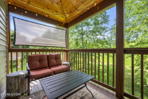 2046 Slippery Rock Circle Sevierville TN 37862