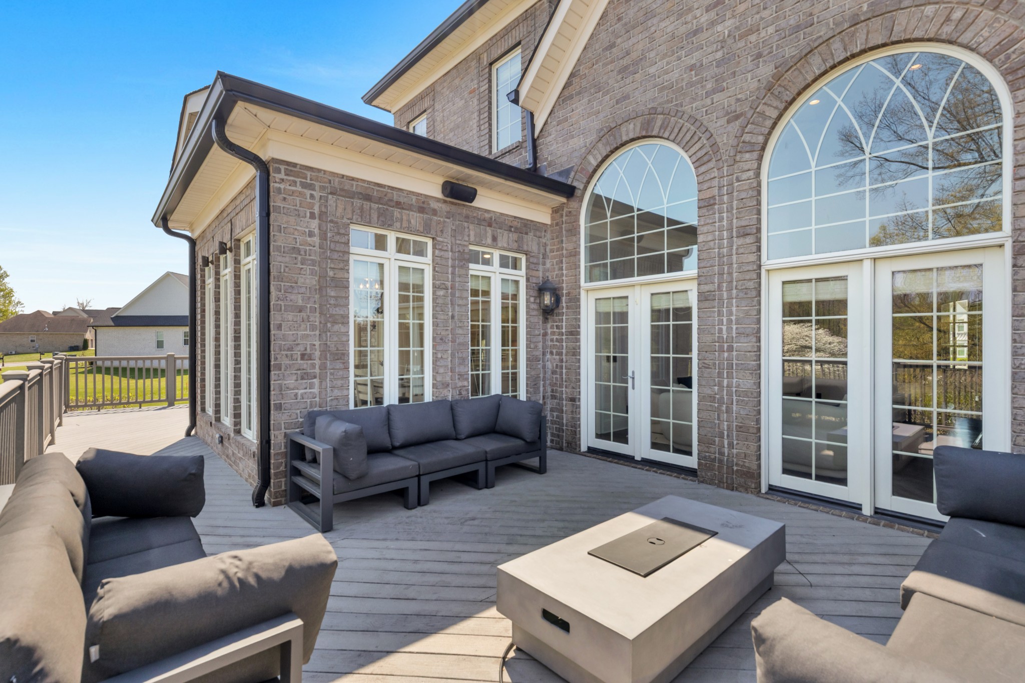 835 Savannah West Court Springfield TN 37172