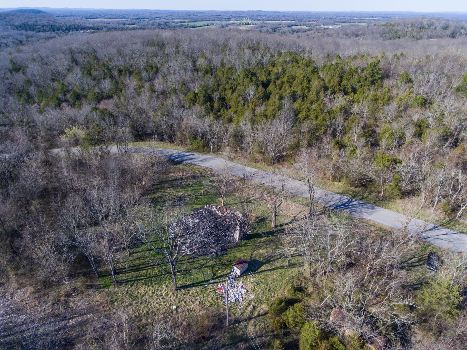 3434 Fosterville Short Creek Road Bell Buckle TN 37020