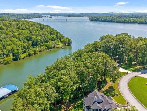 15887 Channel Pointe Drive Bakewell TN 37373