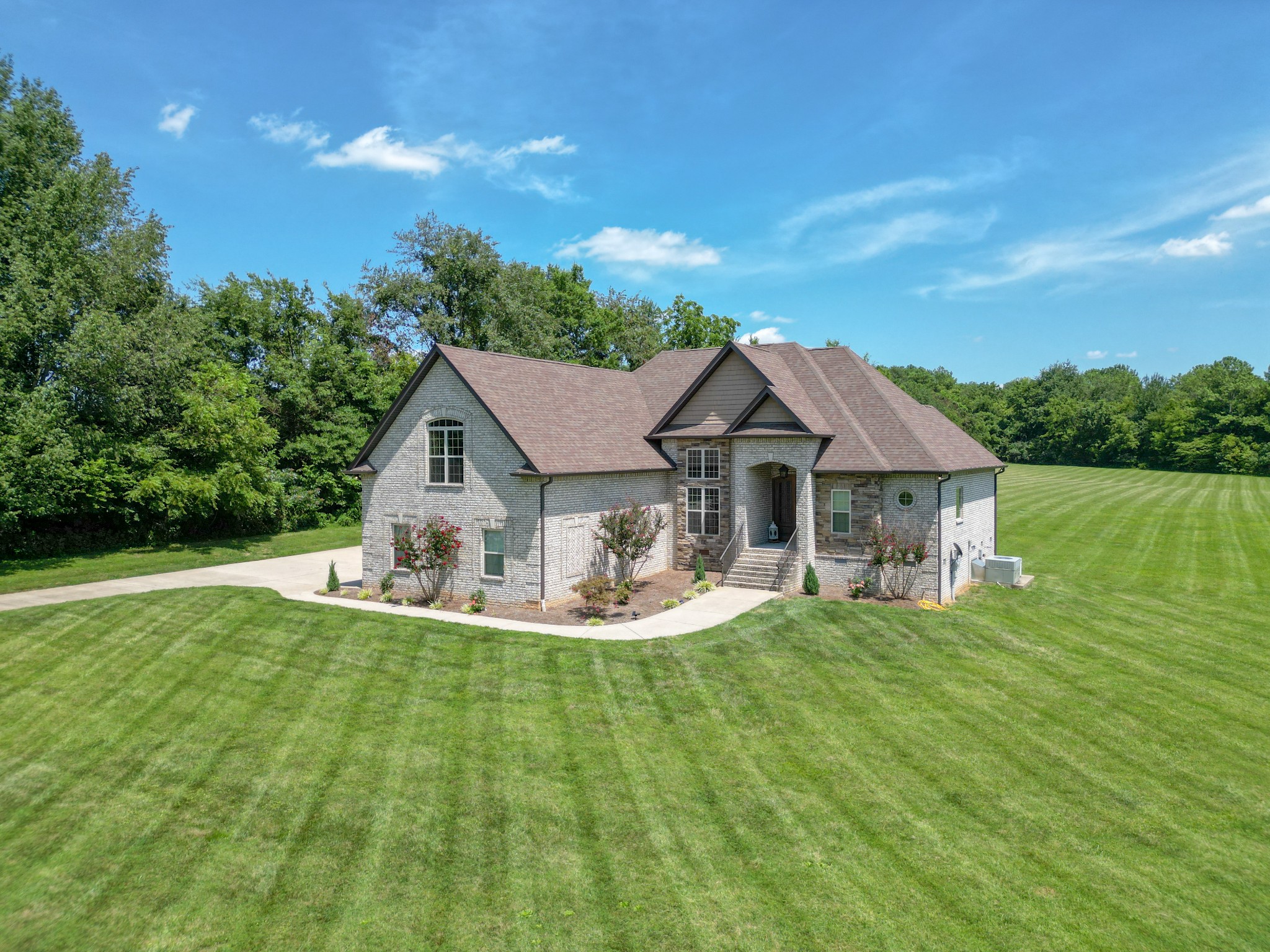 3631 Calista Road White House TN 37188