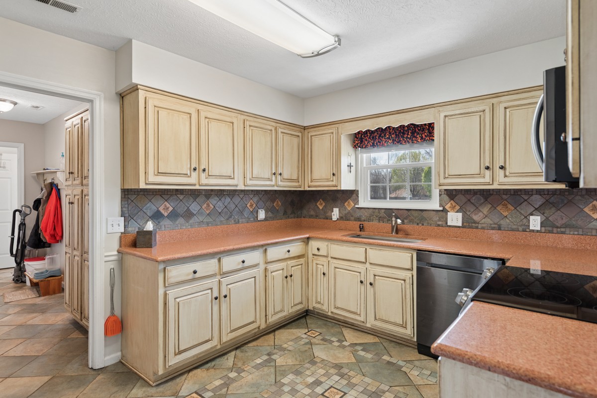 503 Cedar Brook Drive White House TN 37188