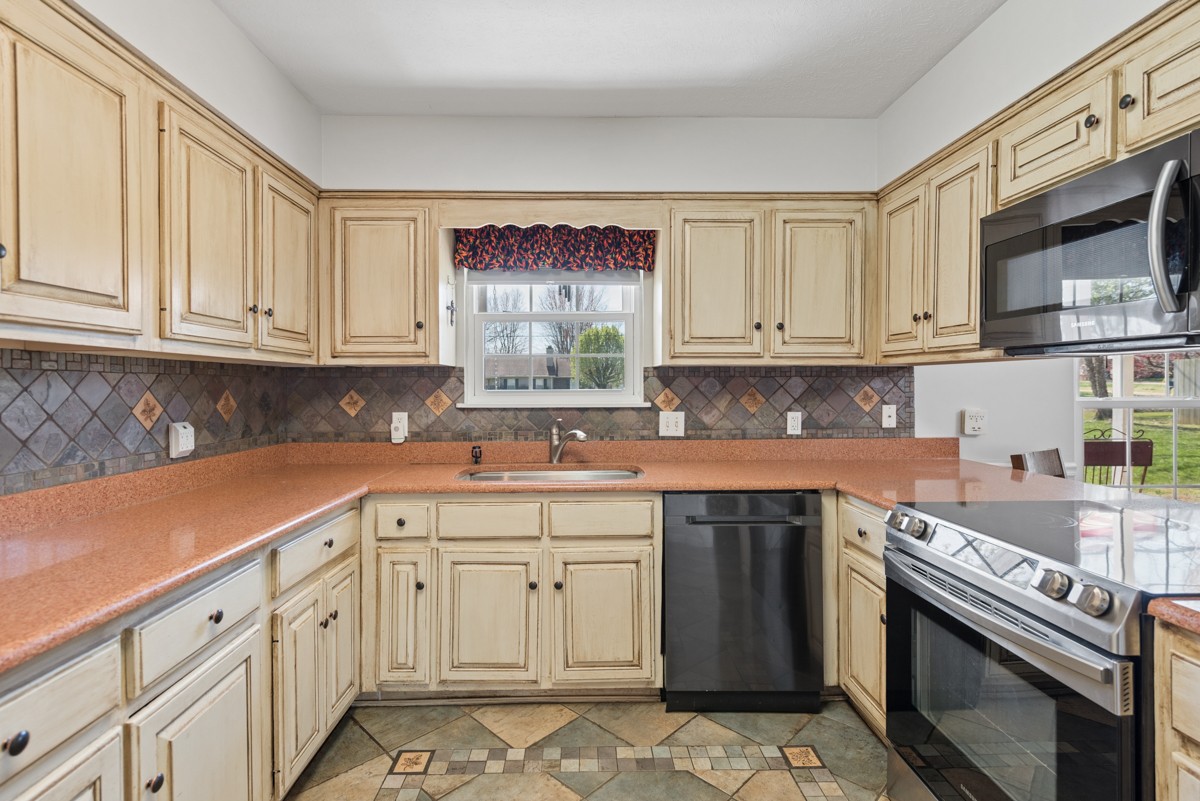 503 Cedar Brook Drive White House TN 37188