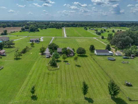 606 Cook Road Portland TN 37148