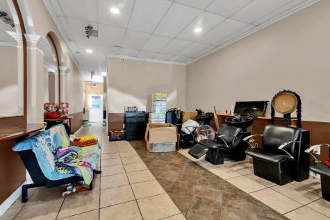 2702 Dickerson Pike Nashville TN 37207