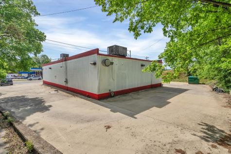 2702 Dickerson Pike Nashville TN 37207