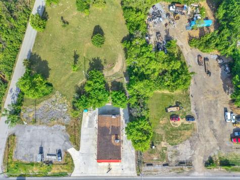 2702 Dickerson Pike Nashville TN 37207