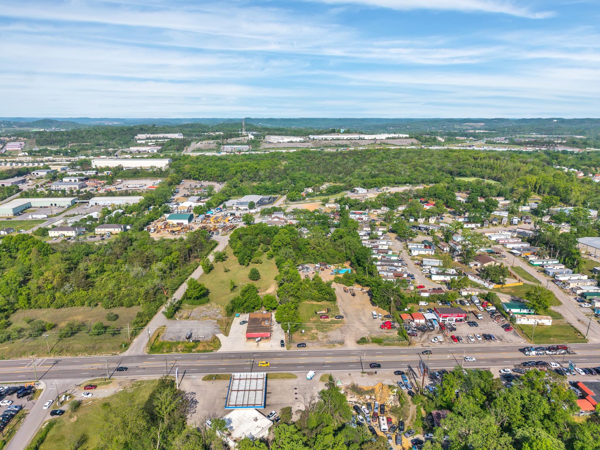 2702 Dickerson Pike Nashville TN 37207