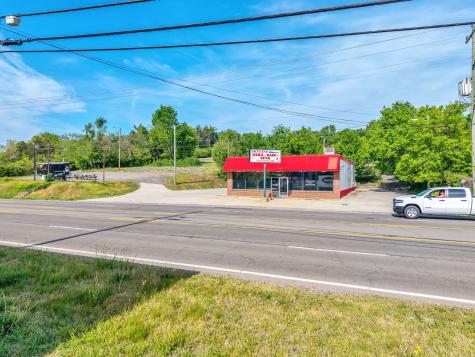 2702 Dickerson Pike Nashville TN 37207