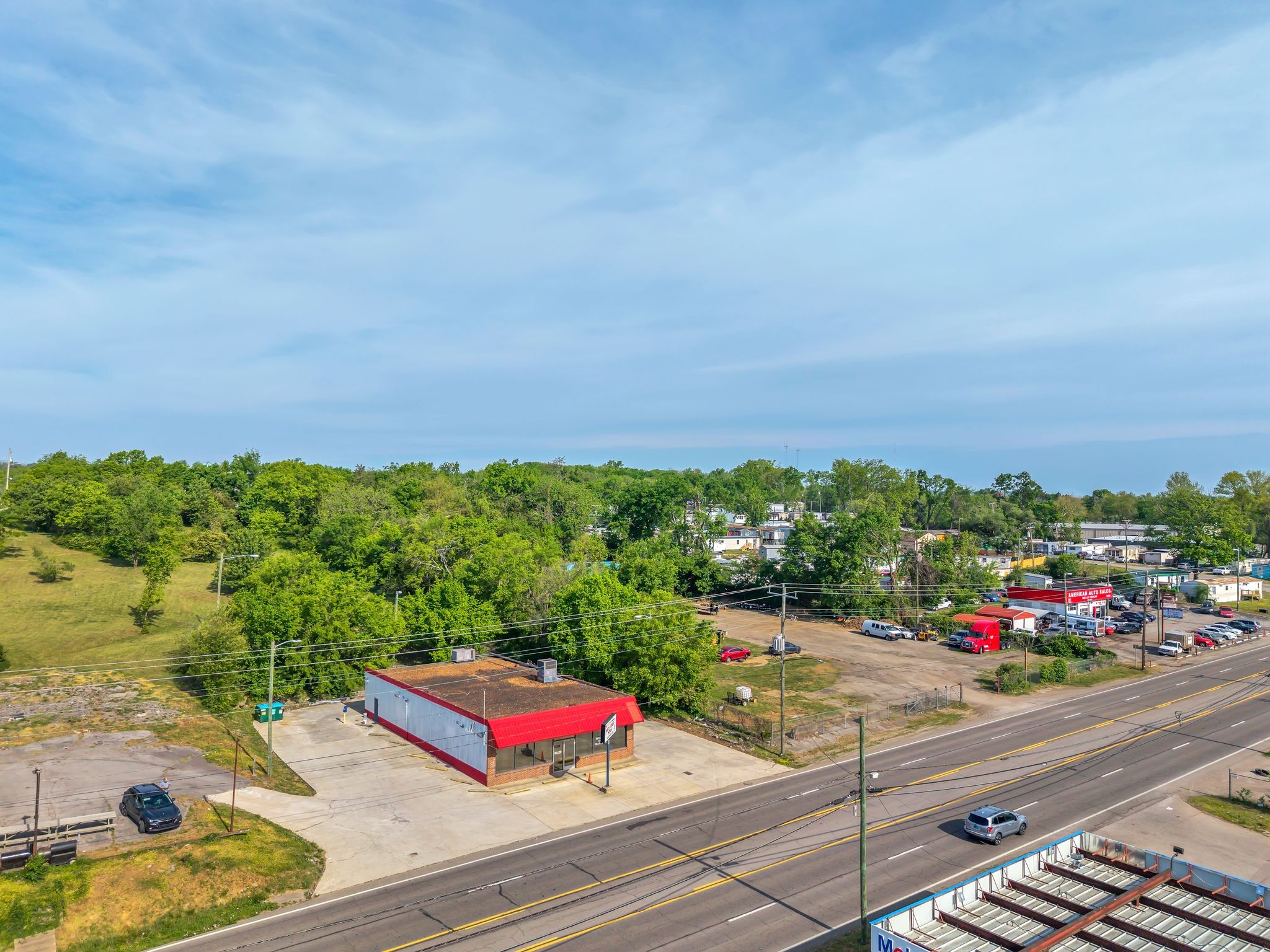 2702 Dickerson Pike Nashville TN 37207