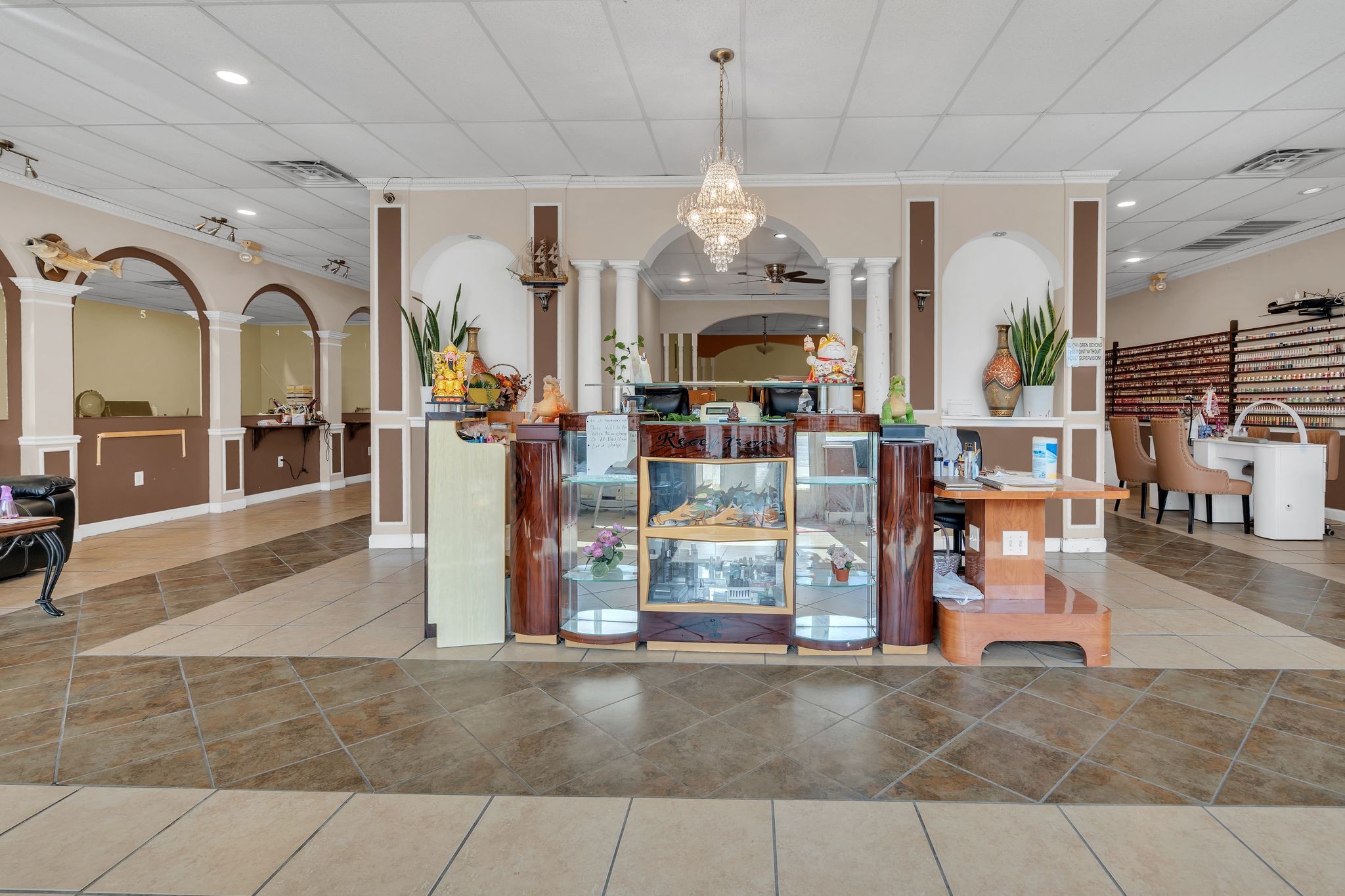 2702 Dickerson Pike Nashville TN 37207