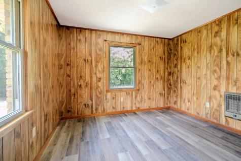 3923 Buckeye Road Cumberland City TN 37050
